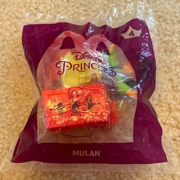 (8) McDonald’s Toys (All expect Sonic 2 toy 4 are in OG packaging) - Picture 5 of 16